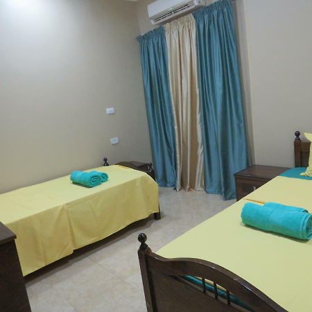 Apartments Ocean Breeze Redsealine 洪加達 外观 照片