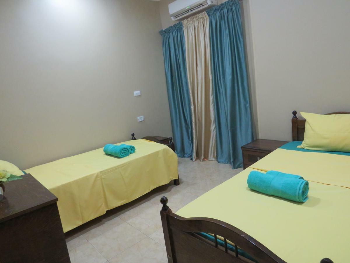 Apartments Ocean Breeze Redsealine 洪加達 外观 照片